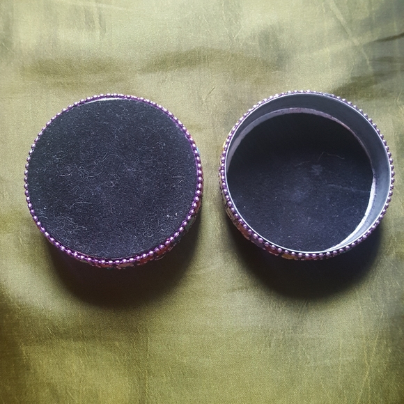 Vintage Trinket jewellery ring Box Bedazzled boho chic Kitsch Mardi Gras style - Picture 6 of 10